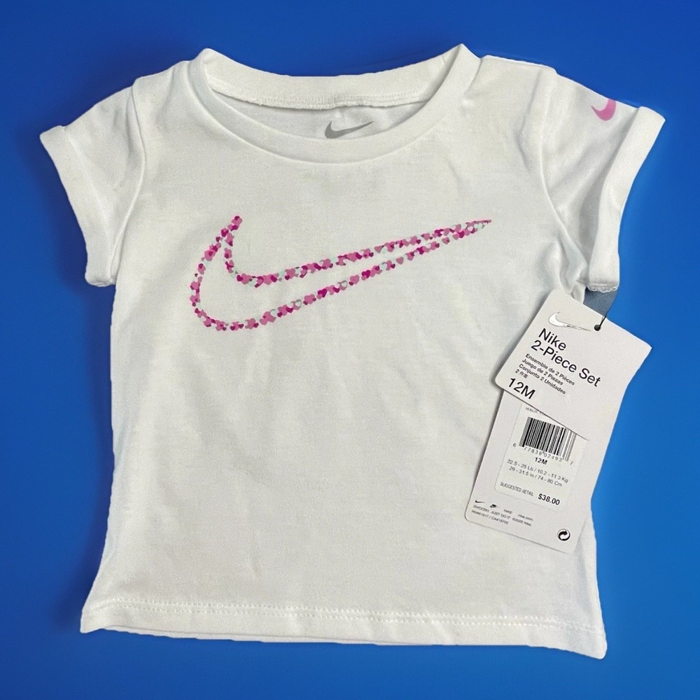 NEW Nike Baby Girl 2 Piece Top & Shorts Set White Pink DRI-FIT 12 months 12m NWT - Picture 3 of 8